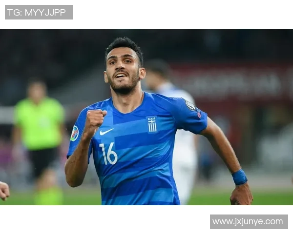 芬兰足球传奇人物回顾与影响力分析:老明星的辉煌岁月与未来展望 芬兰足球传奇人物回顾与影响力分析:老明星的辉煌岁月与未来展望